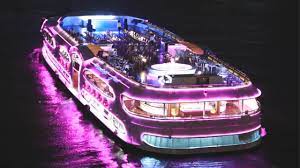 Grand Pearl Dinner cruise
