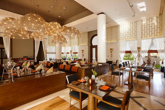 Saffron Restaurant at Banyan Tree at 52nd floor