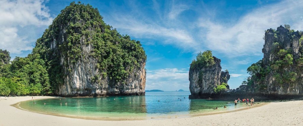 Krabi Hong Island Shared Speedboat Tour